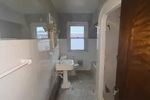 13320 Wilshire Dr, Detroit, MI 48213 - Photo 7