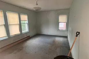 13320 Wilshire Dr, Detroit, MI 48213 - Photo 9