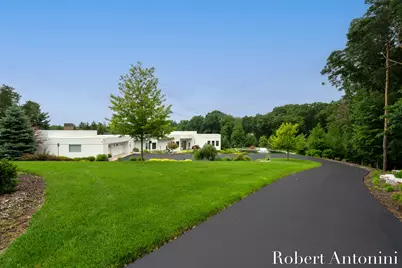 1835 Linson Court SE, Grand Rapids, MI 49546 - Photo 7