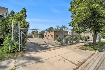 1206 E Crosstown Parkway #Rear Warehouse, Kalamazoo, MI 49001 - Photo 9