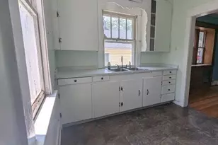 1212 Climax St, Lansing, MI 48912 - Photo 5