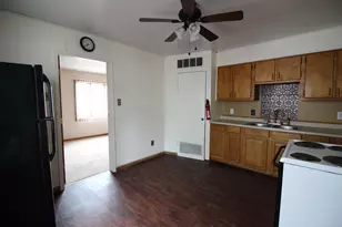 22779 Almond Ave, Eastpointe, MI 48021 - Photo 11