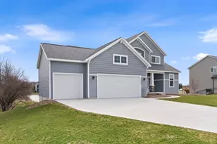 10786 Melanie Dr, Allendale, MI 49401 - Photo 3