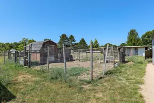 10295 S Osborn Ave, Fremont, MI 49412 - Photo 3