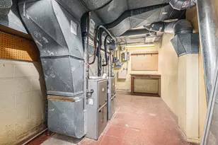 2427 Londonderry Rd, Ann Arbor, MI 48104 - Photo 63