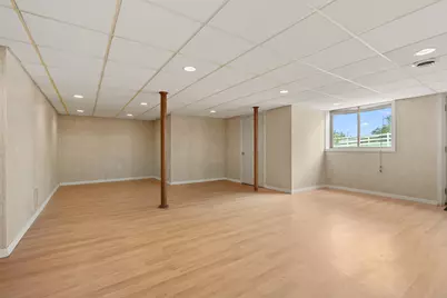 38347 Co Rd 374, Paw Paw, MI 49079 - Photo 31
