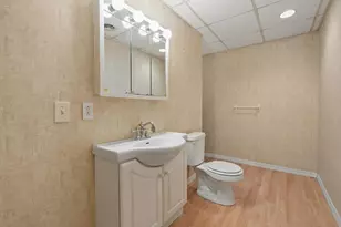 38347 Co Rd 374, Paw Paw, MI 49079 - Photo 33