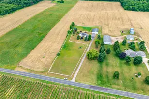 38347 Co Rd 374, Paw Paw, MI 49079 - Photo 51