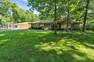 8751 Warren Rd, Plymouth, MI 48170 - Photo 3