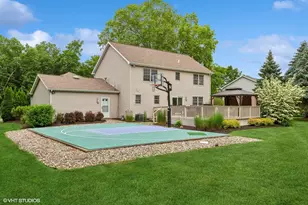 3545 Wyndwicke Dr, Saint Joseph, MI 49085 - Photo 3