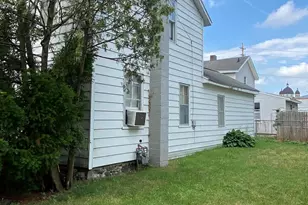 661 NW Broadway Ave NW, Grand Rapids, MI 49504 - Photo 7