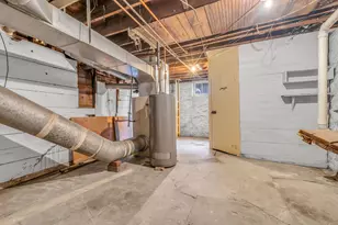 134 S Howell St, Hillsdale, MI 49242 - Photo 31