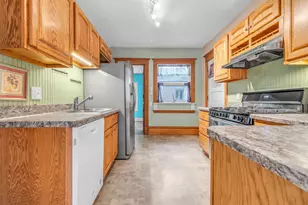 134 S Howell St, Hillsdale, MI 49242 - Photo 13
