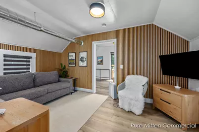 1205 Bridge Street NW, Grand Rapids, MI 49504 - Photo 21