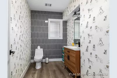 1205 Bridge Street NW, Grand Rapids, MI 49504 - Photo 11