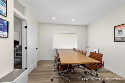 1205 Bridge Street NW, Grand Rapids, MI 49504 - Photo 7