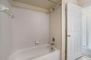 1112 Addington Ln, Ann Arbor, MI 48108 - Photo 11