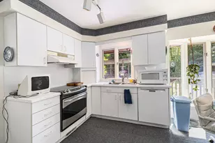 1687 W Willis Rd, Saline, MI 48176 - Photo 9