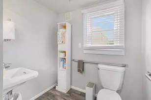 570 S Maple Rd, Ann Arbor, MI 48103 - Photo 11