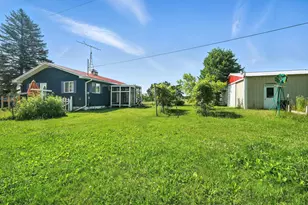 8698 Big Stone Lake Rd, Evart, MI 49631 - Photo 3