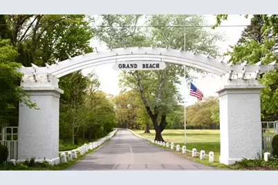 1 Lilac Lane, Grand Beach, MI 49117 - Photo 3