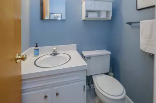 806 Northampton Rd, Kalamazoo, MI 49006 - Photo 17