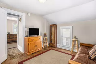 211 S 4th St, Niles, MI 49120 - Photo 11