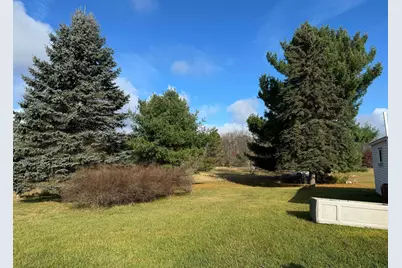 524 S Cherry Street, Evart, MI 49631 - Photo 35