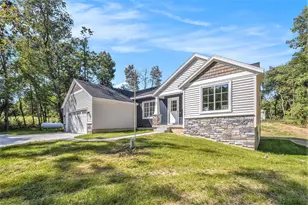 36 S Yankee Springs Rd, Middleville, MI 49333 - Photo 21