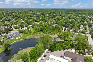 130 River Dr, Milford, MI 48381 - Photo 1