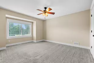 5464 Cypress Bay Dr, Kalamazoo, MI 49009 - Photo 31