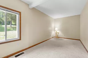 22100 N Uldriks Dr, Battle Creek, MI 49017 - Photo 31