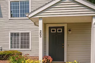 205 Hunters Ln NE, Rockford, MI 49341 - Photo 15