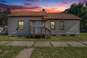 604 McLaughlin Ave, Muskegon, MI 49442 - Photo 3