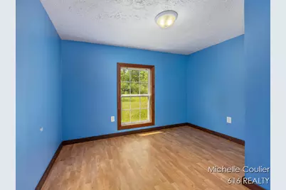 9583 E 5 Mile Road, Big Rapids, MI 49307 - Photo 17