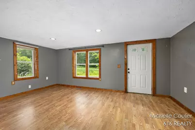 9583 E 5 Mile Road, Big Rapids, MI 49307 - Photo 7