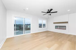 222 Elkenburg St, South Haven, MI 49090 - Photo 5