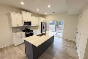 2817 Foxglove Ln, Kentwood, MI 49512 - Photo 3