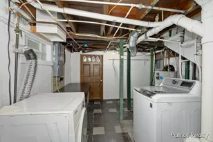 602 Jackson St, Grand Haven, MI 49417 - Photo 17