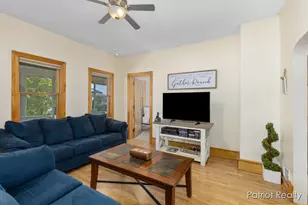 602 Jackson St, Grand Haven, MI 49417 - Photo 5
