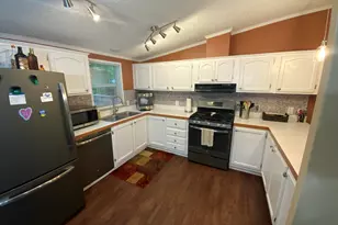 3840 Jarrow Ln, Jackson, MI 49201 - Photo 3