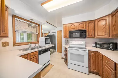 440 Marshall Street, Brooklyn, MI 49230 - Photo 7