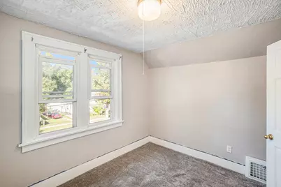 905 W Forest Avenue, Muskegon, MI 49441 - Photo 13