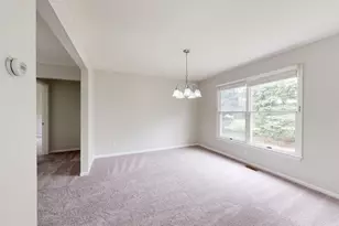 2425 Foxway Dr, Ann Arbor, MI 48105 - Photo 11