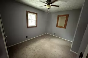 73541 39th St, Paw Paw, MI 49079 - Photo 5