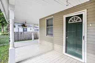 46 Grove St, Galesburg, MI 49053 - Photo 5