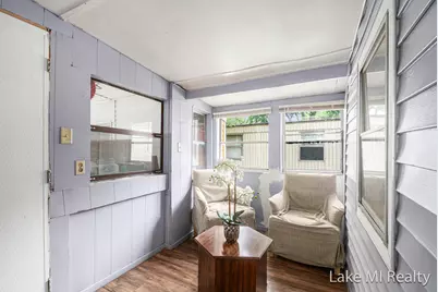 823 Dolphin Street SW, Wyoming, MI 49509 - Photo 5