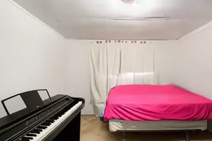 823 Dolphin St SW, Wyoming, MI 49509 - Photo 9