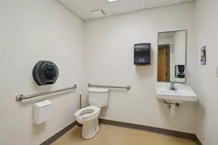 825 Leonard St NE, Grand Rapids, MI 49503 - Photo 31