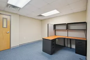 825 Leonard St NE, Grand Rapids, MI 49503 - Photo 19